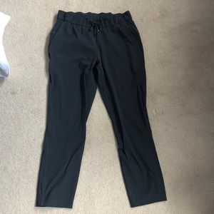 Lululemon on the fly 28 luxtreme